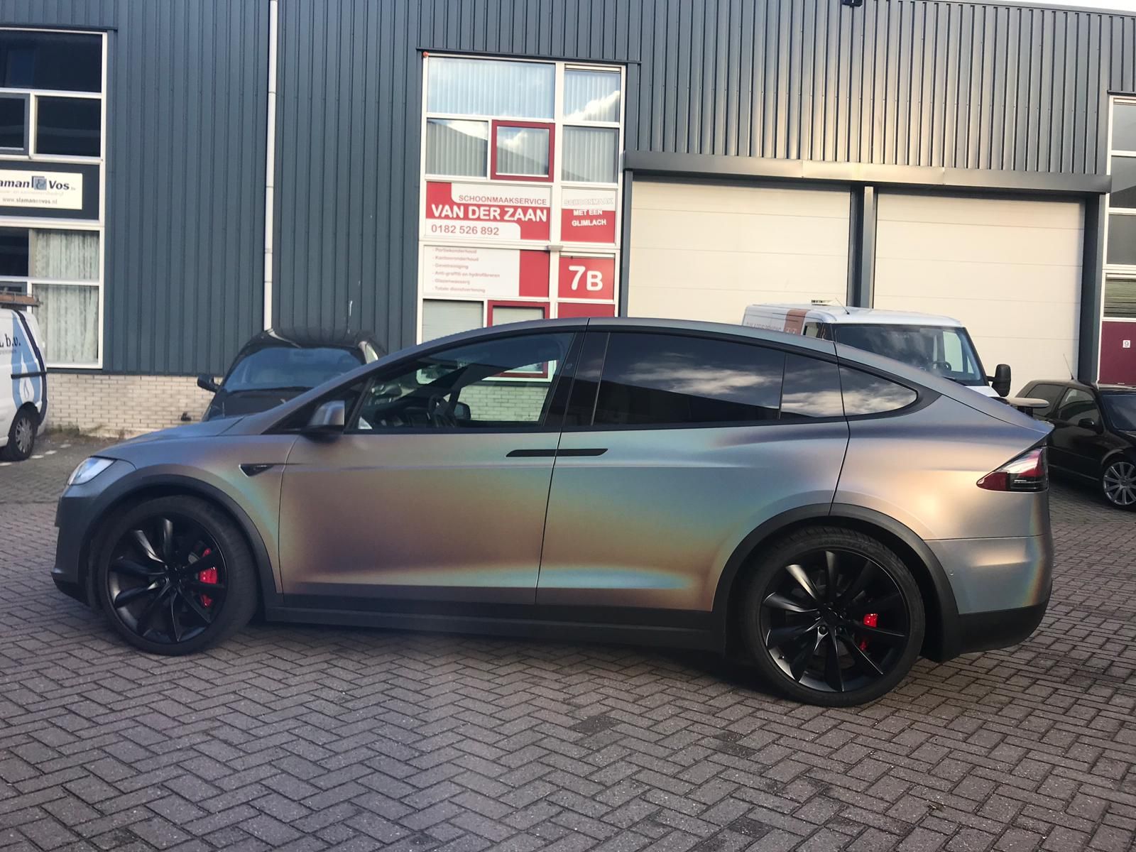 Оклейка пленкой 3M 2080-SР280 (Satin Flip Ghost Pearl)