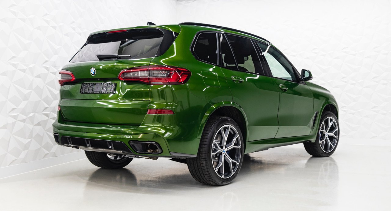 Оклейка пленкой CC+ 4151 Verdoro Green
