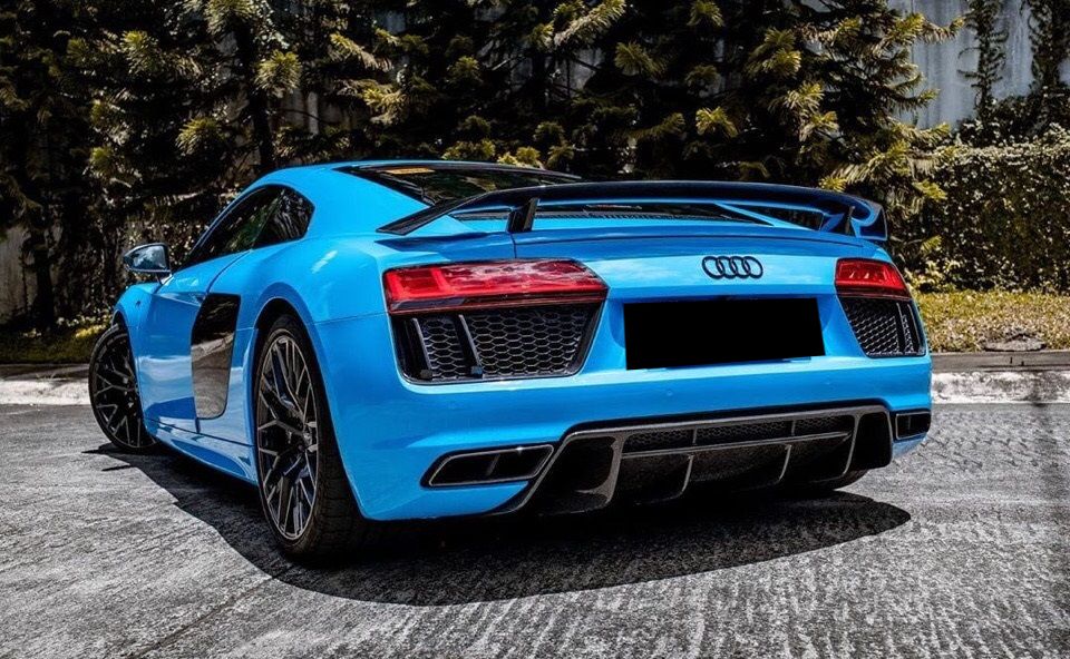 Оклейка пленкой Audi цвет candy metallic RB09 Caribbean Blue