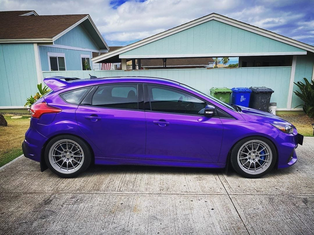 Оклейка пленкой Ford цвет candy metallic RB20 Midnight Purple