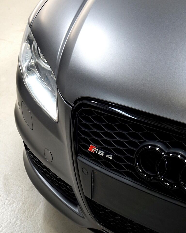 Оклейка Audi RS4 в матовый графит