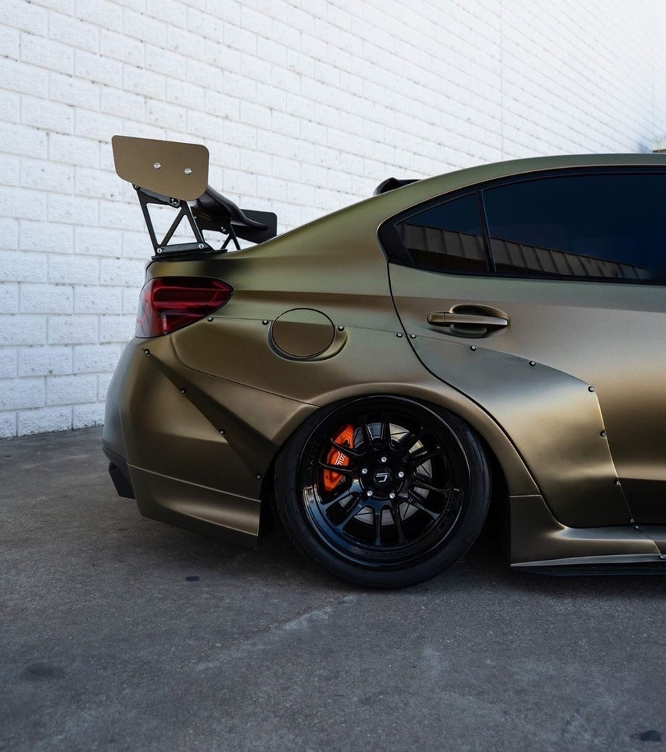 Оклейка пленкой Subaru цвет matte metallic ECH17 Bond gold