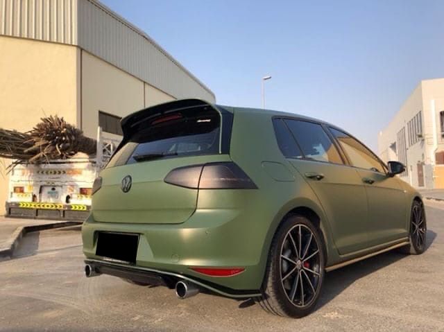 Оклейка пленкой Volkswagen цвет matte CM09 Military green