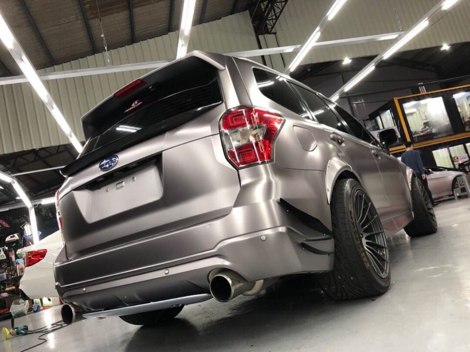 Оклейка пленкой Ford цвет matte metallic ECH02 Gunsmoke grey