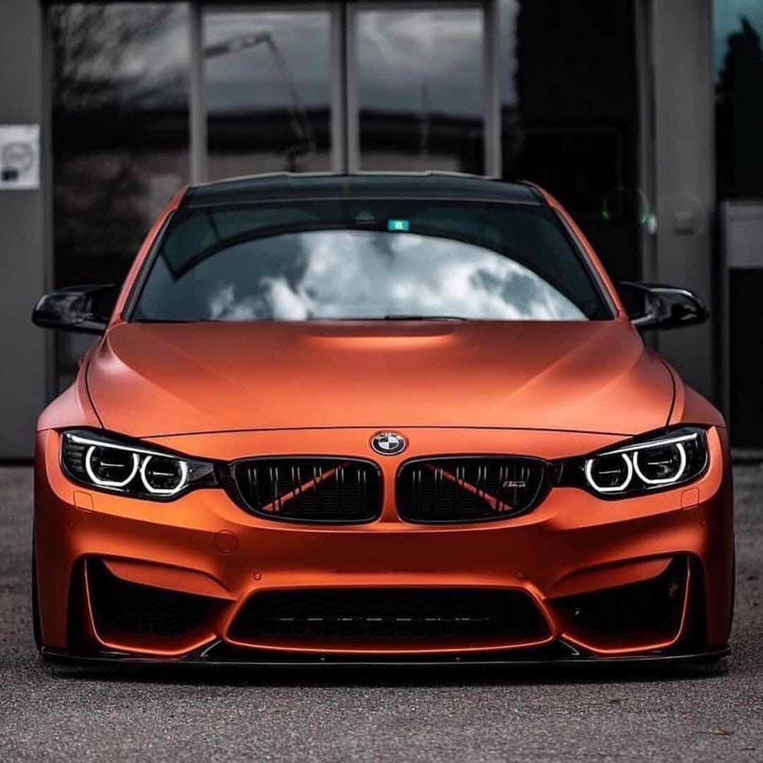 Оклейка пленкой BMW цвет matte chrome VCH306 Wild Orange