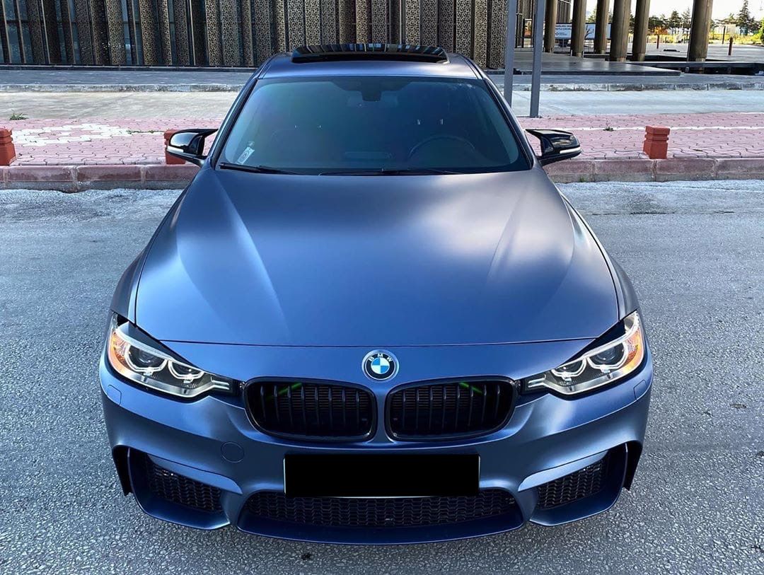 Оклейка пленкой BMW цвет matte metallic ECH18 Oxford blue