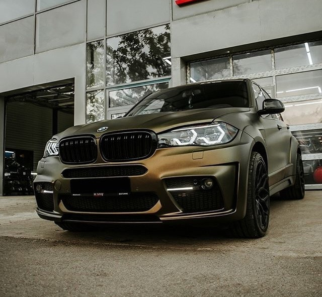 Оклейка пленкой HX30N71M (Golden Black Matte)