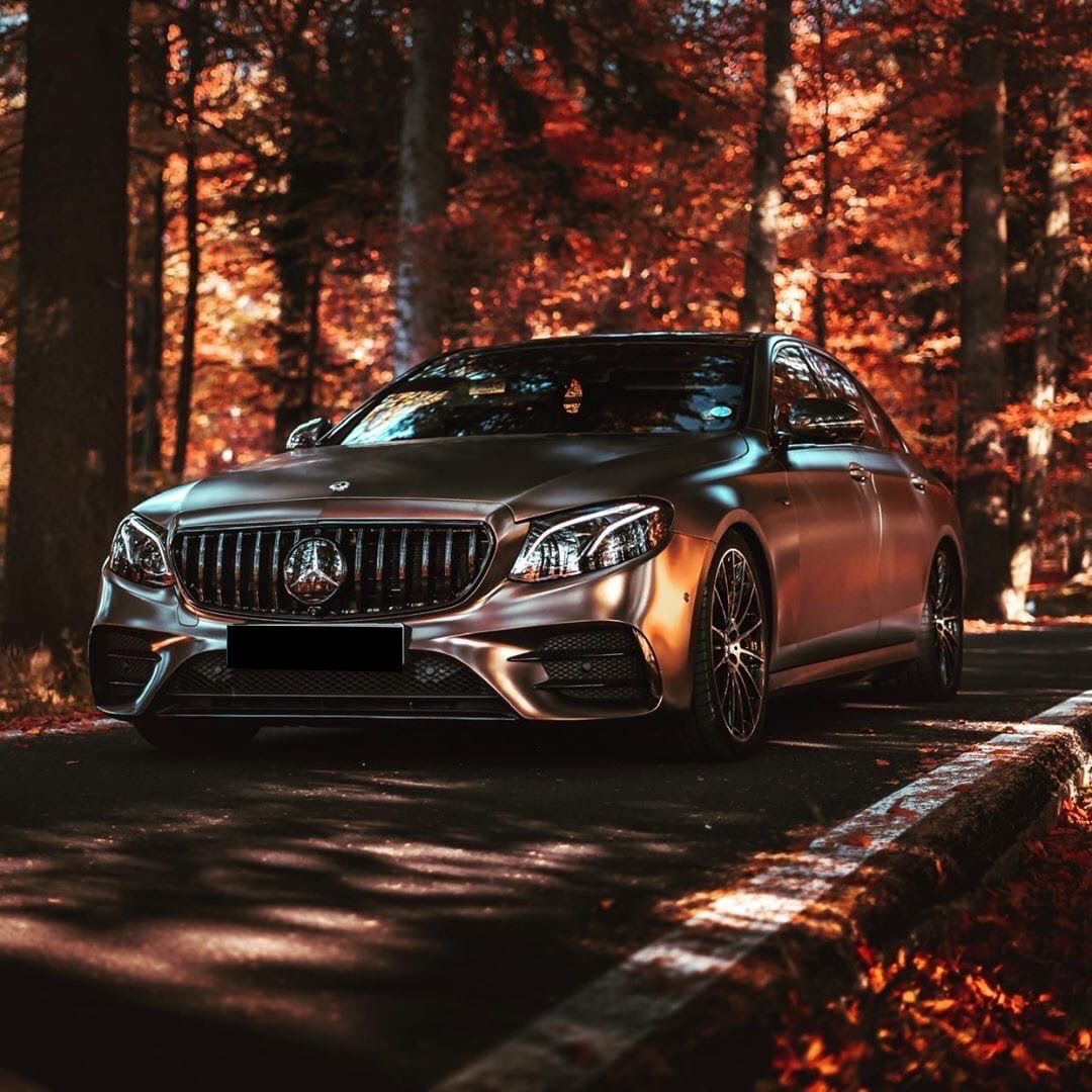 Оклейка пленкой Mercedes цвет matte metallic ECH17 Bond gold 2