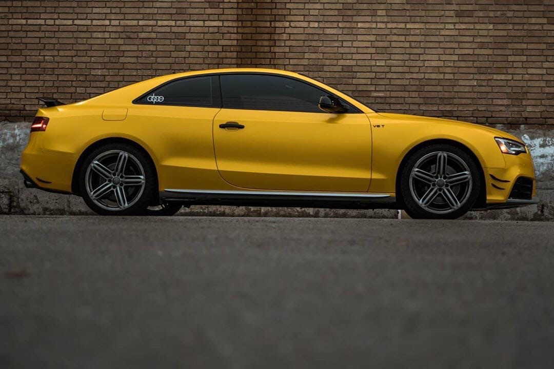Оклейка пленкой Audi цвет matte metallic ECH16 Hornet