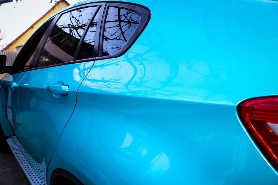 Оклейка пленкой BMW цвет candy metallic RB16 Sea Turquoise